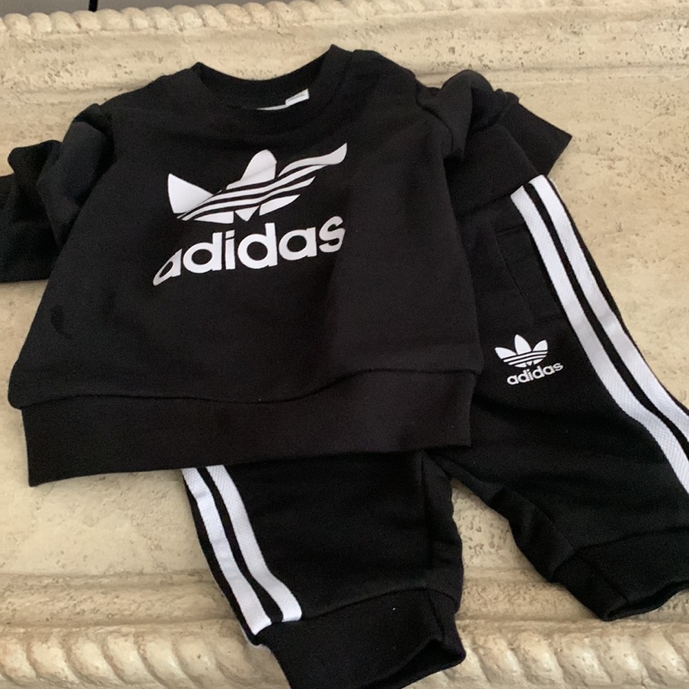 ADIDAS CREW SWEATSHIRT SET
